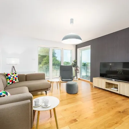 Solna 11b Tel 600 - 255 -778 Kolobrzeg