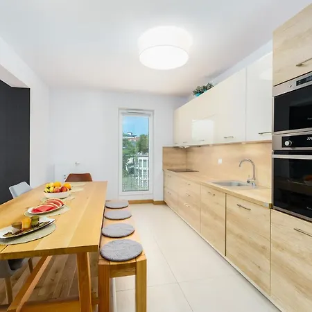Apartment Solna 11b Tel 600 - 255 -778 Kolobrzeg